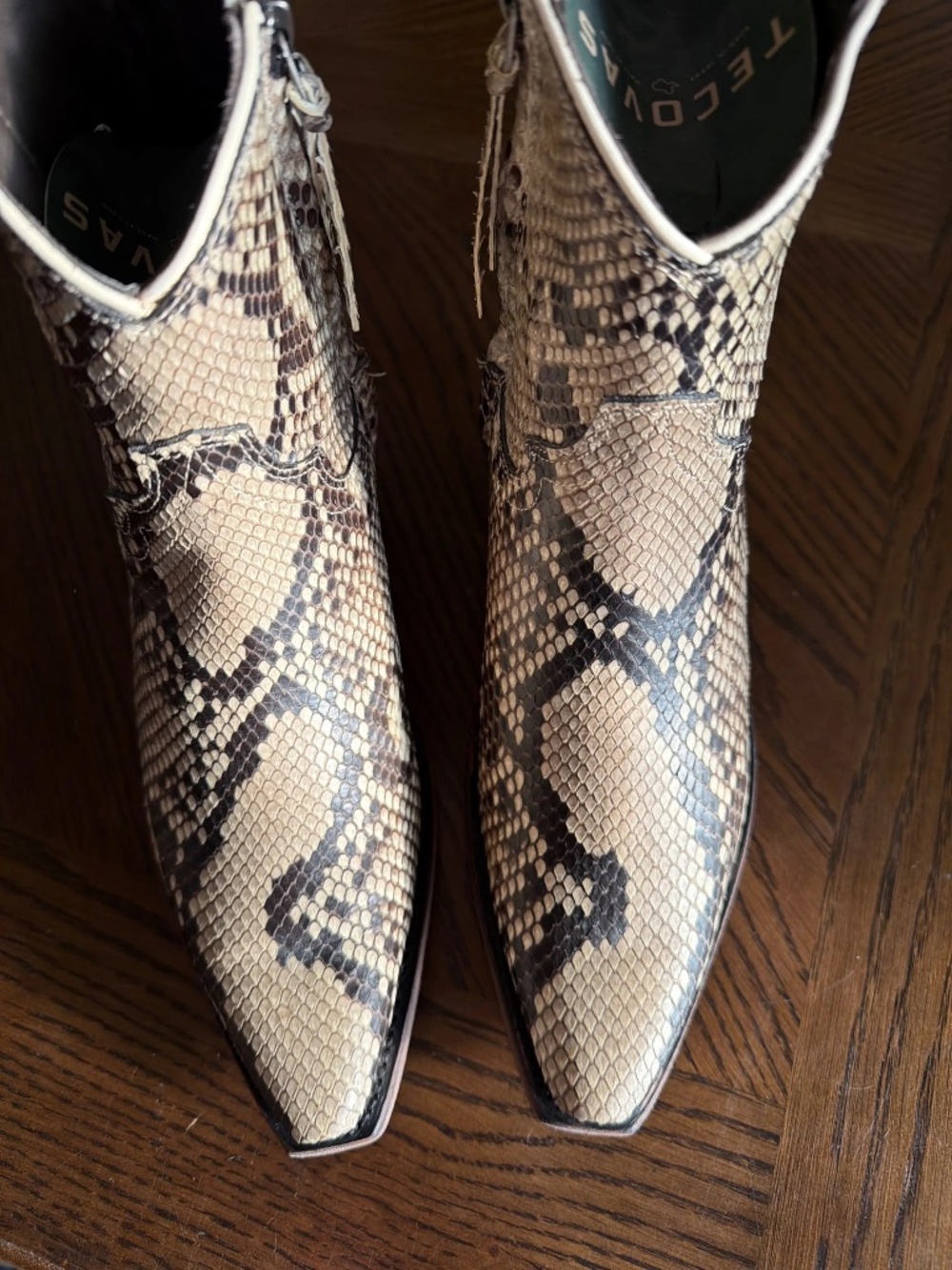 Tecovas Daisy Black/Bone Python Bootie - Picture 6 of 7